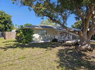 4621 Cronin Dr, Sarasota, FL 34232