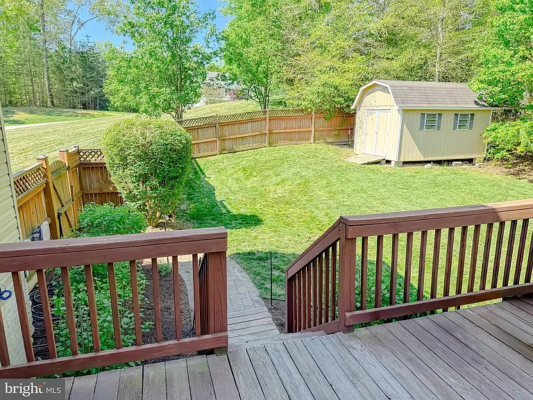 23017 Holloway Ct — Photo 72
