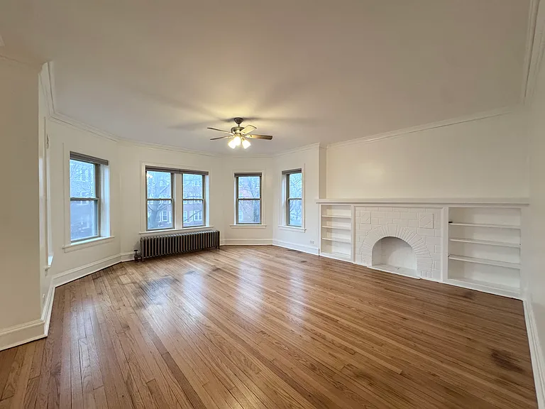 4752 N Virginia Ave #1S — Photo 3