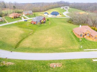 36 Tomlon Rd, Crossville, TN 38555