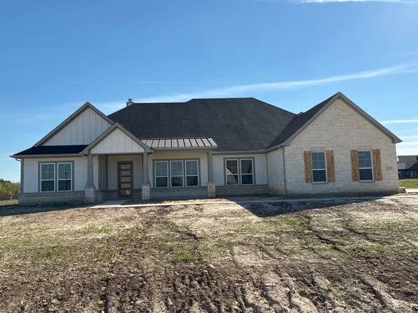 12405 Crystal Dr, Krum, TX 76249