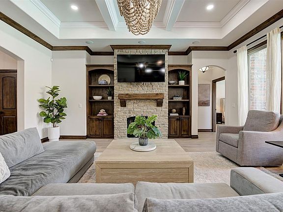 5th image of 613 Stonemill Blvd