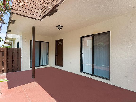 3rd image of 219 San Remo Blvd