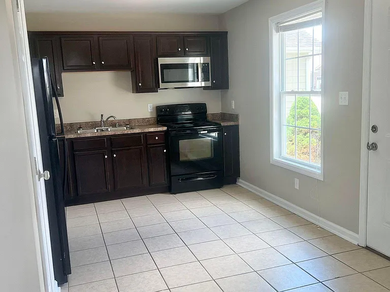 8025 Wilburn Way #8025 — Photo 3