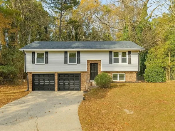 6956 Kimberland Gardens Ln, Lithonia, GA 30058