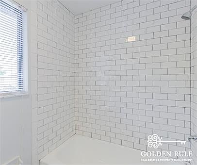 3rd image of 2508 SW 35th Pl #3-1-A