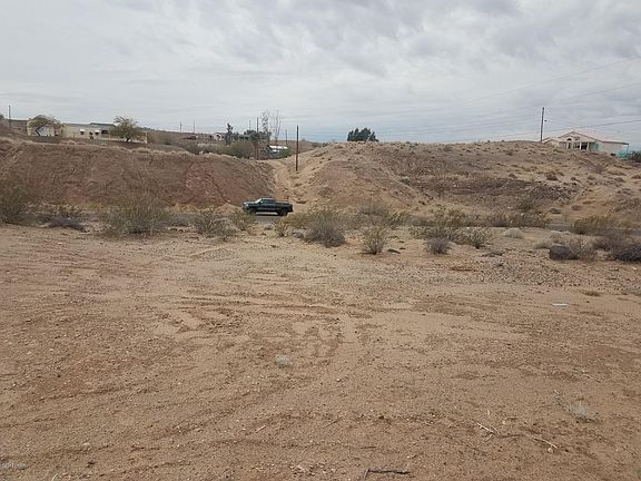 4th image of 4651 Beach Dr Lot 20