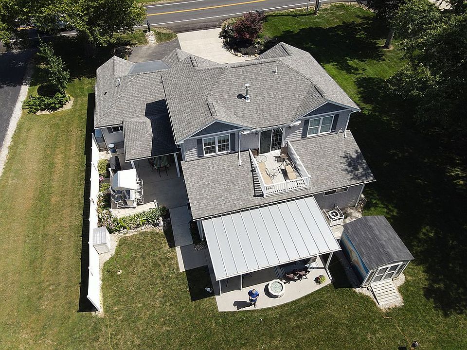 2nd image of 1096 NW Catawba Rd