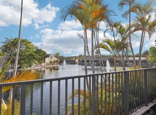 8385 Rednock Ln, Miami Lakes, FL 33016