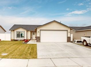 907 E Cascade St, Othello, WA 99344