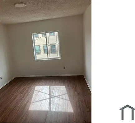 1330 Valencia St #A — Photo 15