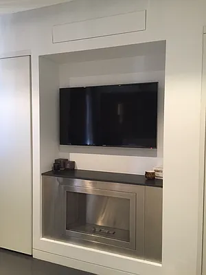 Sold by Camelot Realty Group | media 9