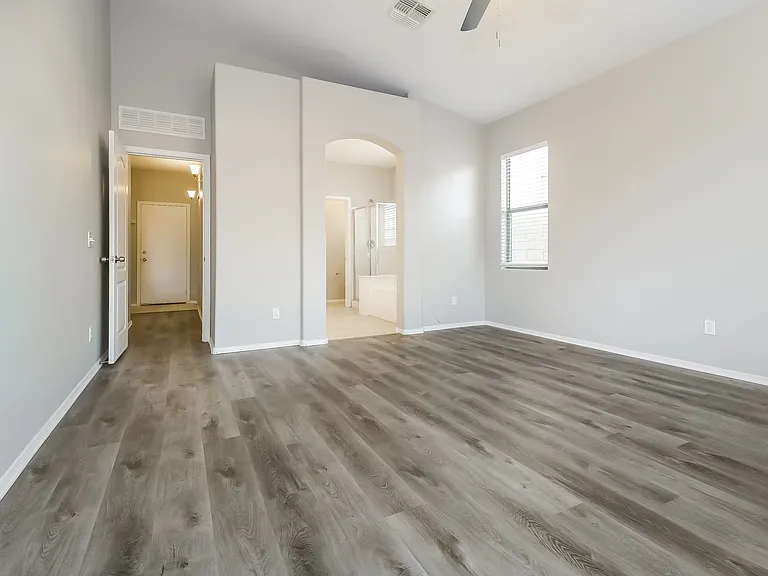 17912 W Port Au Prince Ln — Photo 6