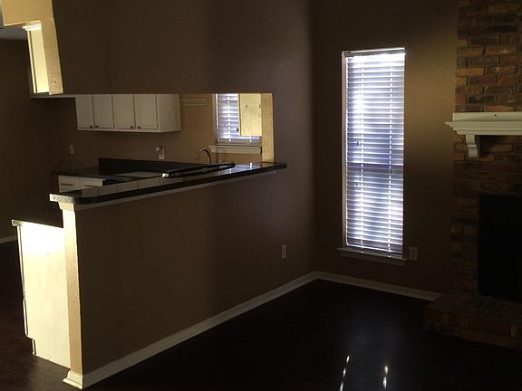 Kitchen and Livingroom