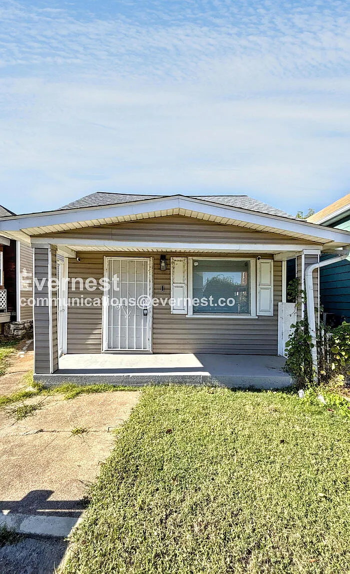 3 bed, 2.0 bath, 1087 sqft, $1,600 — Photo 1