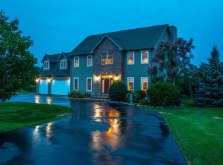 28418 72nd Pl, Salem, WI 53168