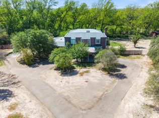 17 Pepper Ln, Del Rio, TX 78840
