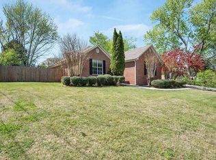 1039 Linwood St, Florence, AL 35630