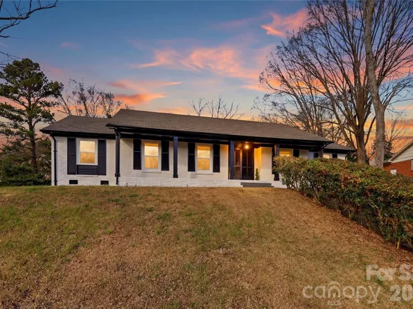 7301 Marlbrook Dr, Charlotte, NC 28212