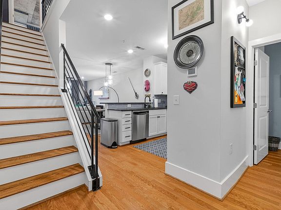 5th image of 444 S Blount St Suite 317