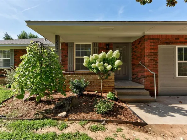 1202 Windsor Way, Norman, OK 73069