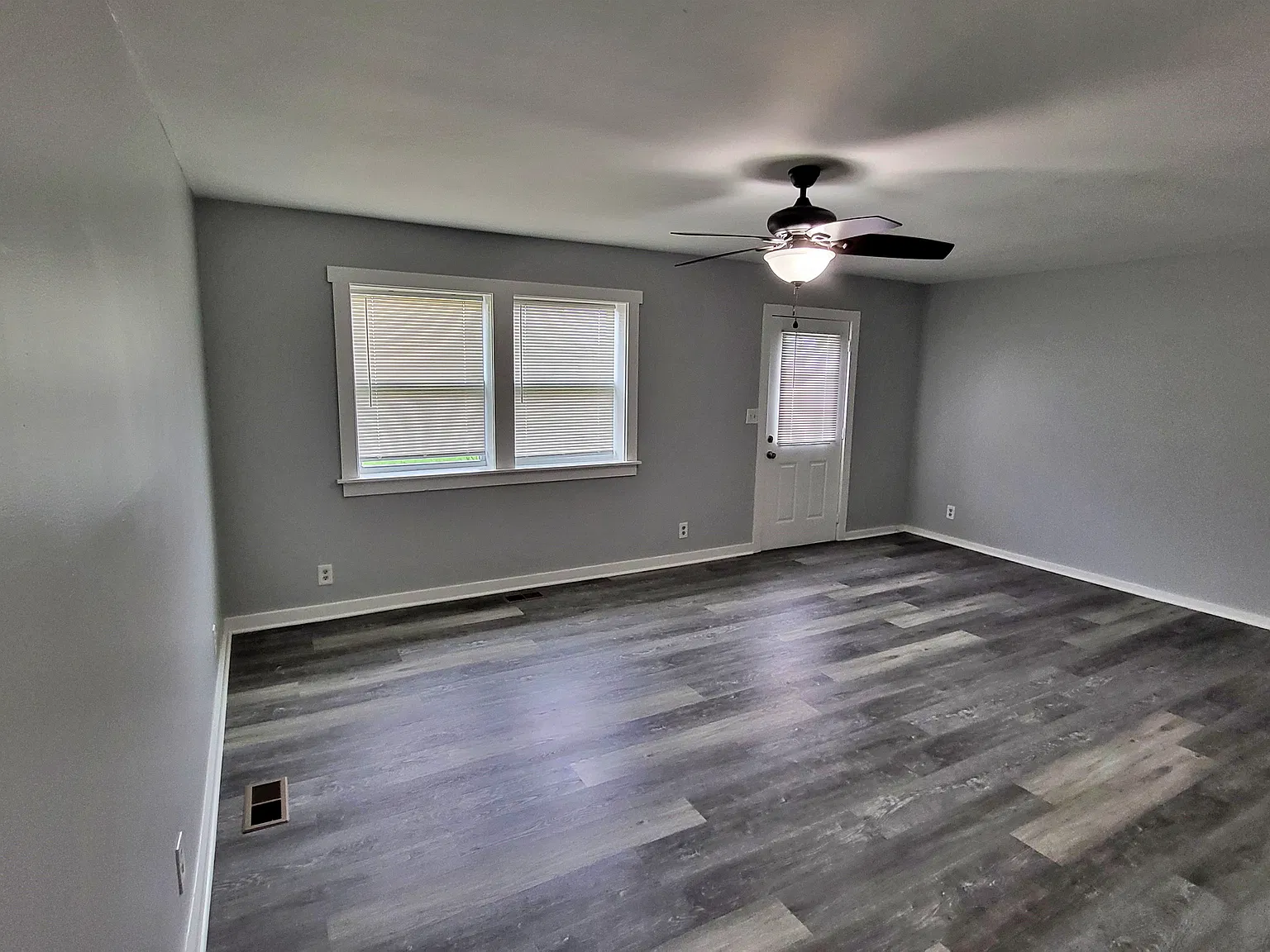 3 bed, 1.0 bath, 1040 sqft, $1,400 — Photo 4