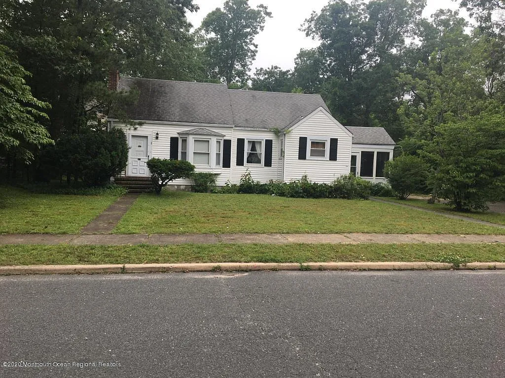 102 Harrison Pl photo 1