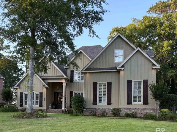 30586 Middle Creek Cir, Daphne, AL 36527