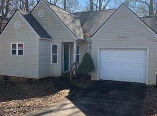 102 Harris Pl, Pendleton, SC 29670