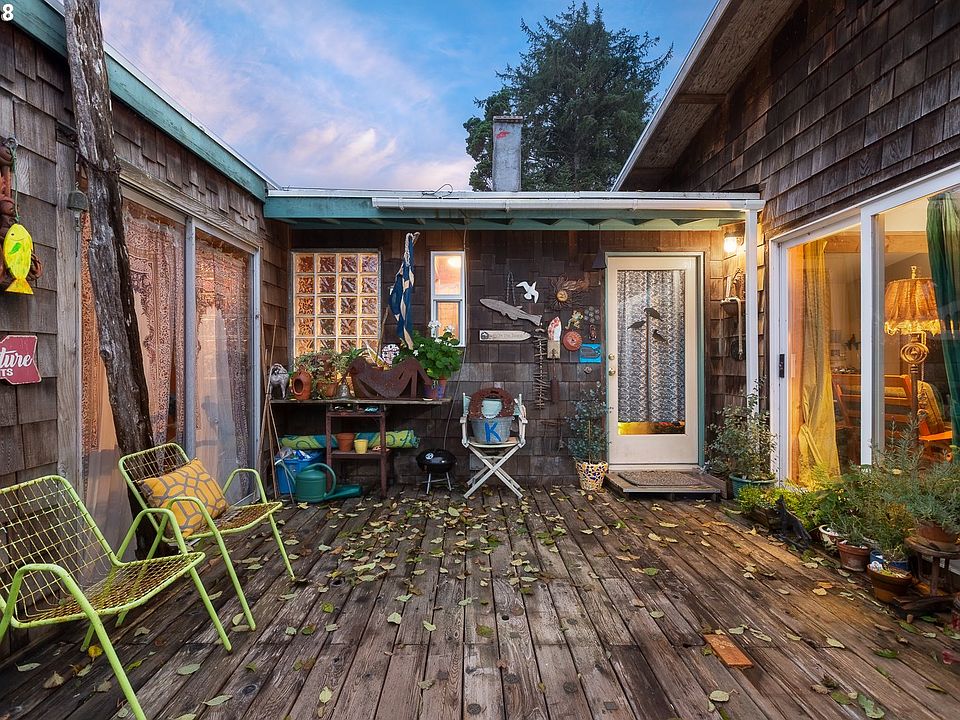 1st image of 2645 NW Neptune Ave