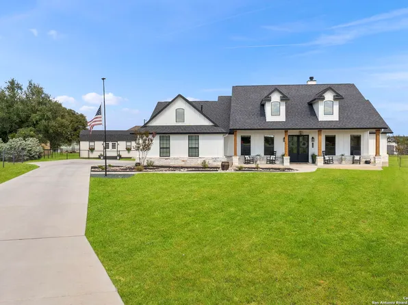 103 Jacob Roberts, Blanco, TX 78606