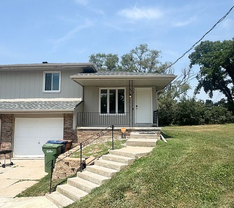 1st image of 4874 Robin Dr