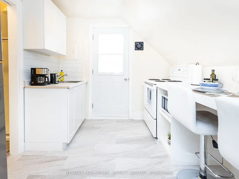456 Bronson Ave #2 — Photo 6
