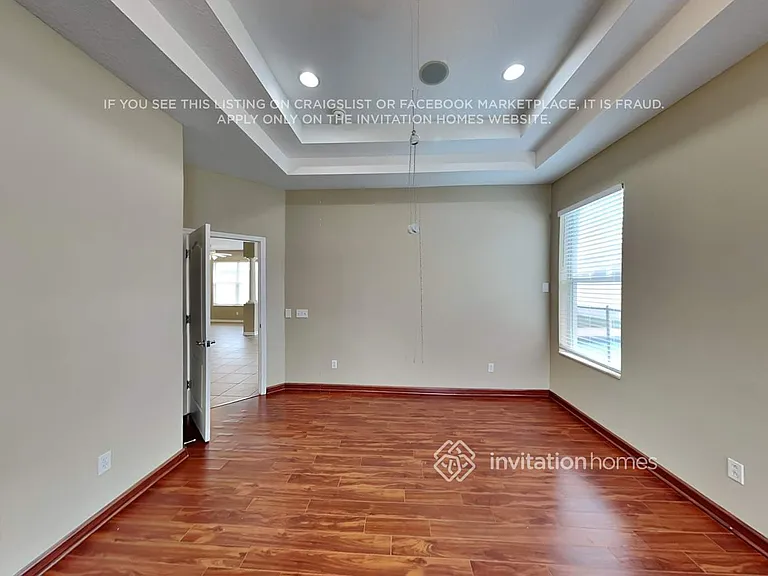 1652 Bonita Bluff Ct — Photo 9