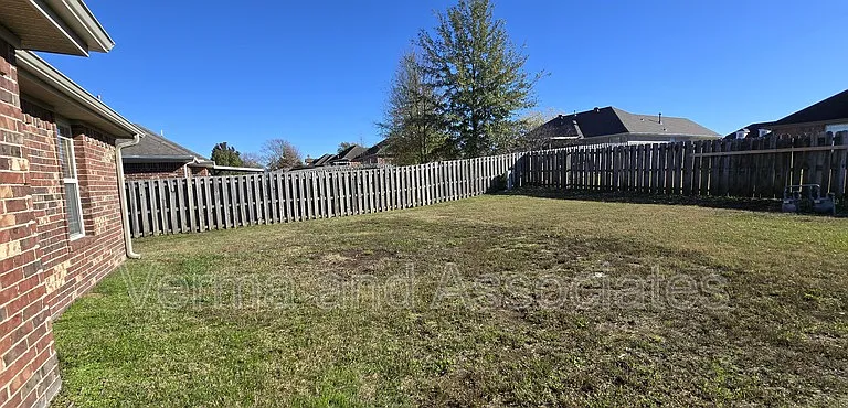 340 Beasley Dr — Photo 14