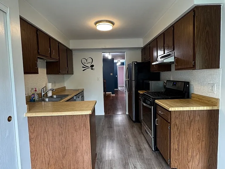 871 Cross Creek Ct #C3 — Photo 7