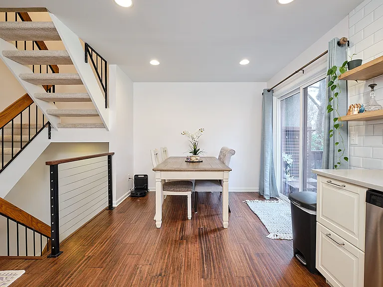 2214 Cartwright Pl — Photo 12