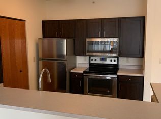 1900 Norhardt Dr APT 301, Brookfield, WI 53045