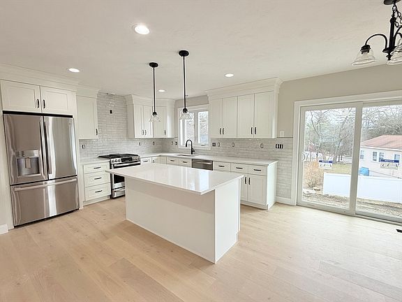 5th image of 3 Memory Ln