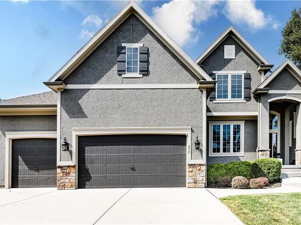 212 SW Ansel Adams Dr, Lees Summit, MO 64081