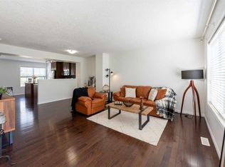 38 S Cranford Dr SE, Calgary, AB T3M0V9
