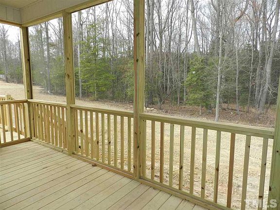 4th image of 271 Bornean Dr
