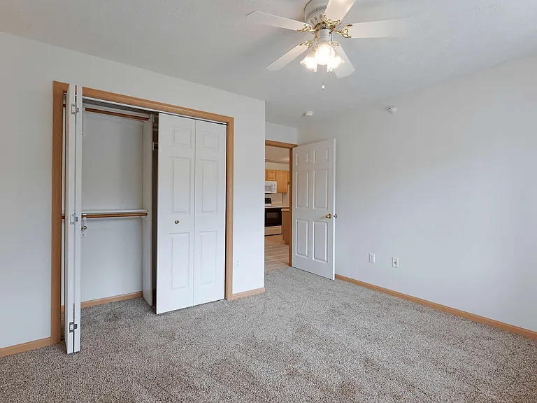 Park Ridge Apartments — Photo 47