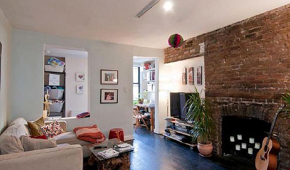 5th image of 118 E 1st St APT 1