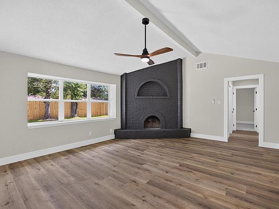 4th image of 6111 Sunnygate Dr