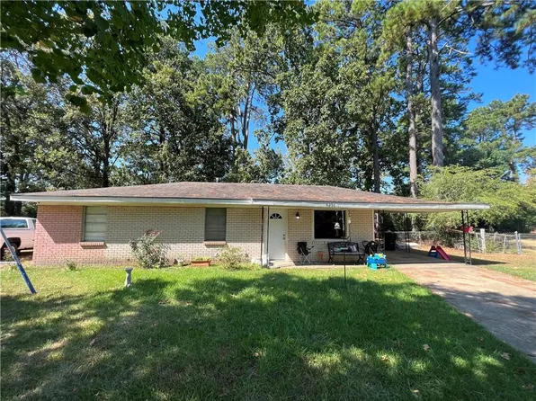 6256 Clark Cir, Pineville, LA 71360