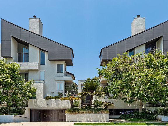 2nd image of 12751 Pacific Ave APT 3