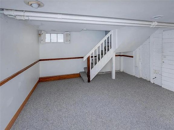 3rd image of 1683 Marshall Ave #10