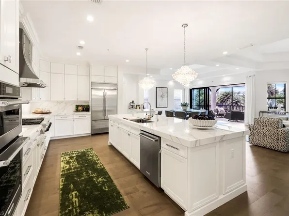 16366 CORSICA WAY #201, NAPLES, FL 34110