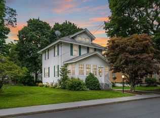6 Chester St, Amesbury, MA 01913